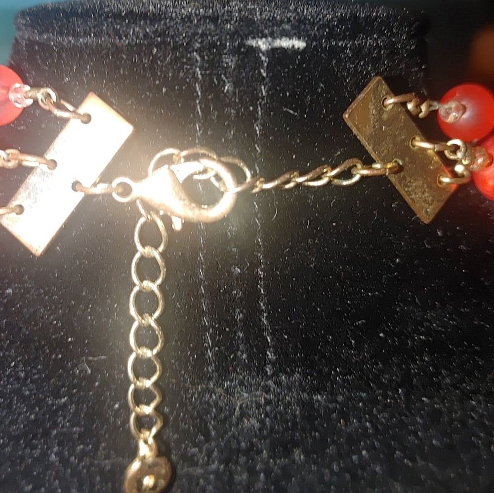 Red LC red statement necklace - Picture 3 of 3